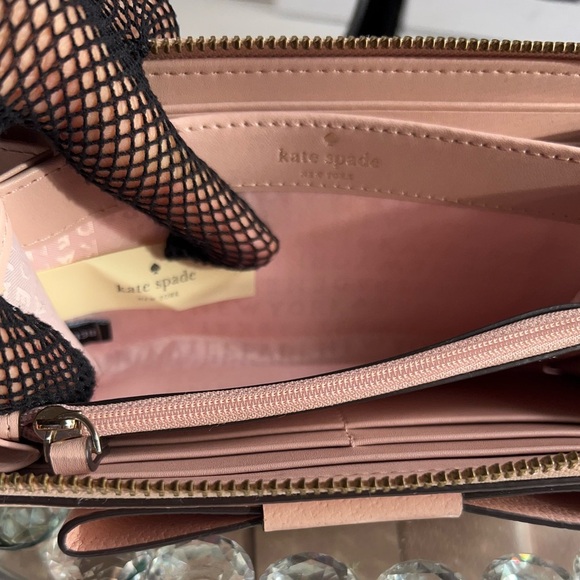 Kate Spade Blush Pink Zip round Wallet - Picture 4 of 11